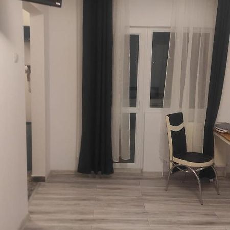 Garsoniera Turda Valeria Apartment Екстериор снимка