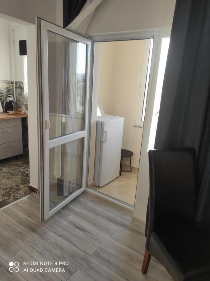 Garsoniera Turda Valeria Apartment Екстериор снимка